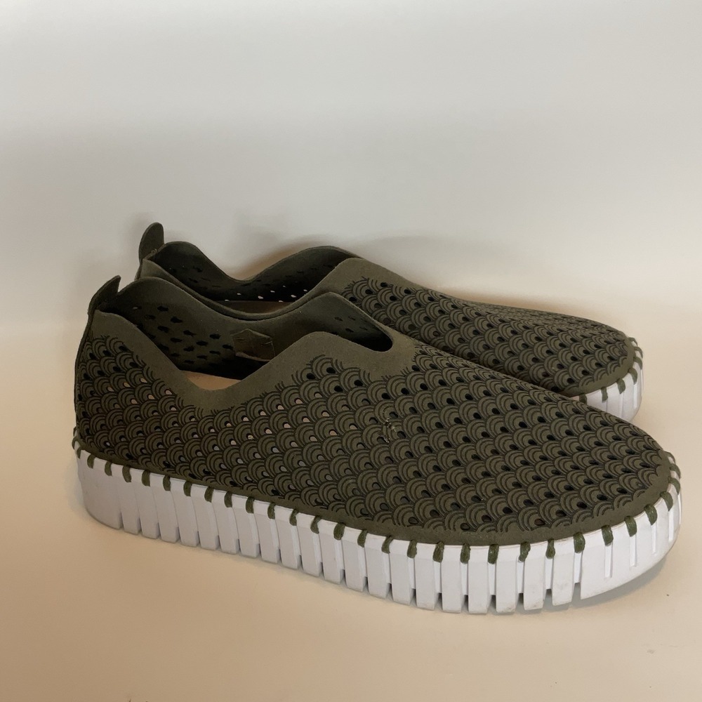 Ilse Jacobsen Hornbaek Tulip Shoes Women Size 9 EUR 40 Comfort Flat Olive Green